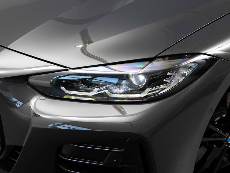 BMW Řada 4 M440i xDrive Convertible - fotka 10 z 24