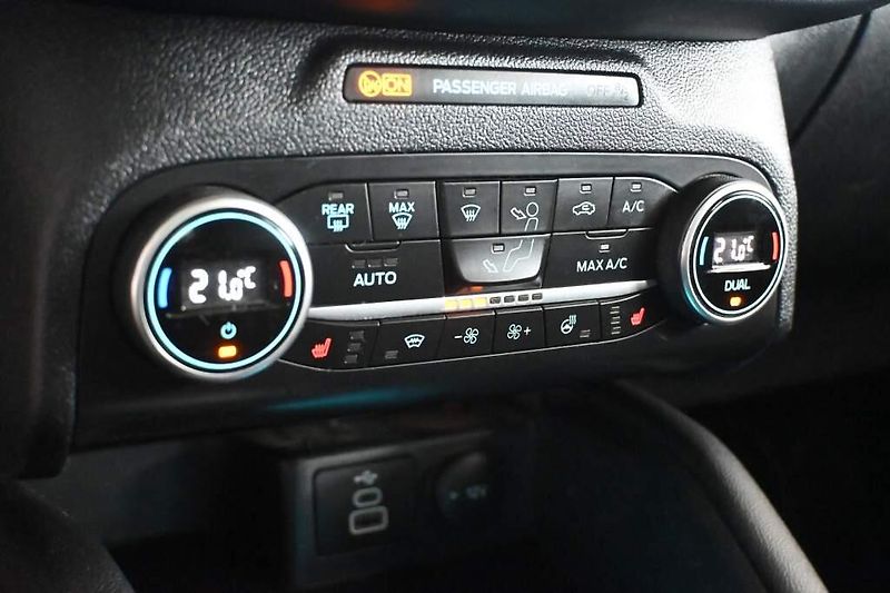 Ford Kuga (2022) 2.5 VIGNALE LED ACC VIRTUAL Ta - fotka 24 z 41