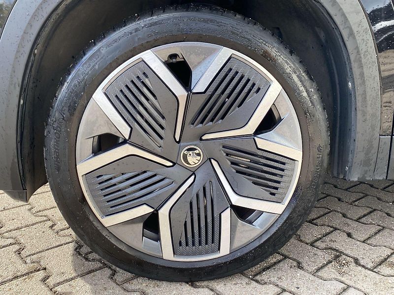 Škoda Kodiaq (2024) 2.0 TDI 4x4 DSG Exclusive Sele - fotka 36 z 40