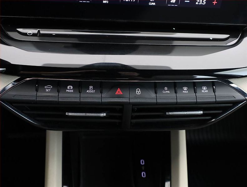 Škoda Octavia (2020) Style 2.0 TDI, Serv.kniha - fotka 12 z 17