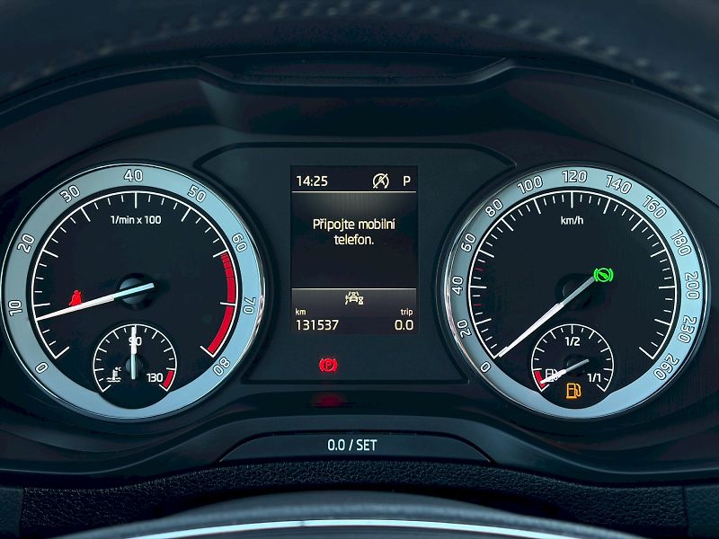 Škoda Karoq (2022) DSG 1.5 TSI / 110 kW / STYLE P - fotka 15 z 30