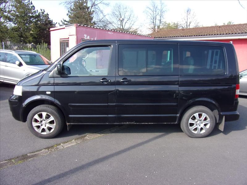 Volkswagen Multivan 2,5 TDI Comfortline 4x4 - fotka 6 z 27