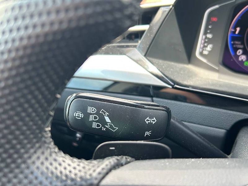 Volkswagen Arteon Elegance 7DSG 2,0TDI - fotka 16 z 26