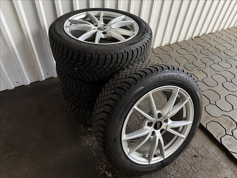 Audi A5 TDI 150kW MHEV Quattro Sport - fotka 40 z 42
