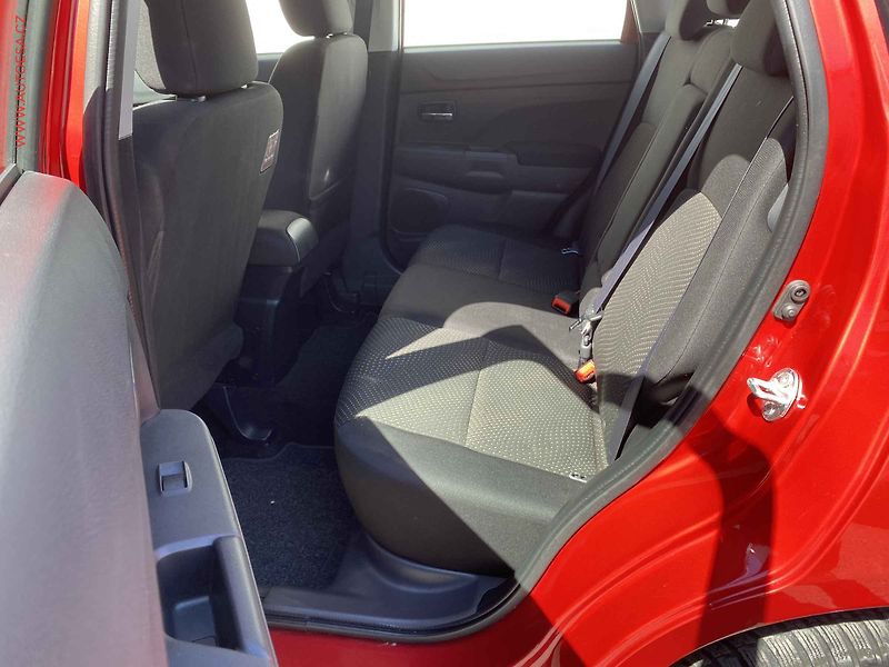 Mitsubishi ASX (2014) 1.8D 4x4, 1.maj,ČR, AC - fotka 10 z 18