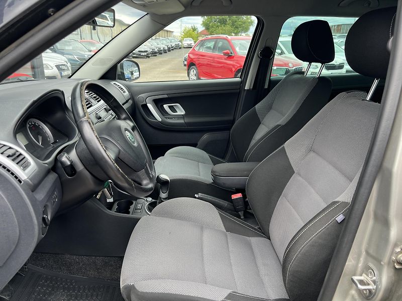 Škoda Fabia 1.2i 12v KLIMA KOUPENO V ČR - fotka 9 z 35