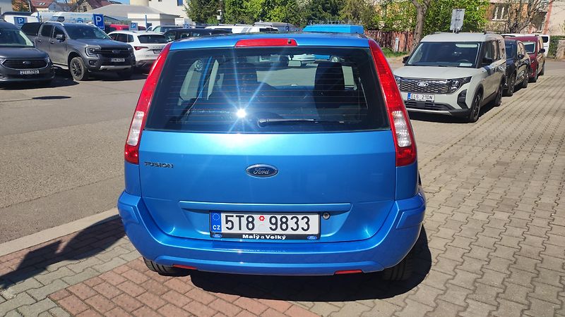 Ford Fusion (2009) 1,6 74kW ČR plný servis - fotka 6 z 21