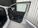 Volkswagen Taigo 1.5 TSi R-Line  DSG ČR 1.MAJ  - náhled 13