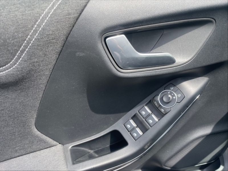 Ford Puma 1,0 EB Titanium AT - fotka 11 z 11