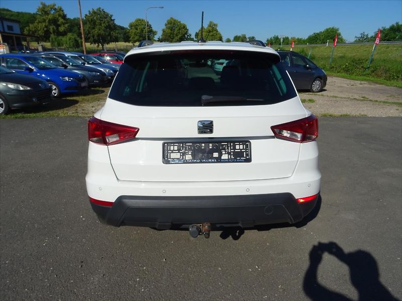 Seat Arona 1,0 TSi 70 kw - fotka 8 z 36