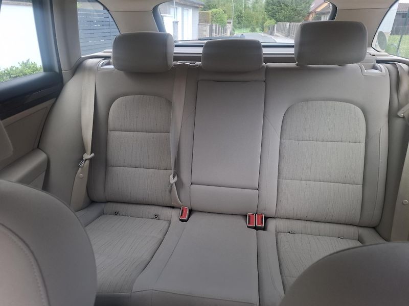 Škoda Superb (2015) II,2.0 TDI,Elegance,xenon,nav - fotka 13 z 17