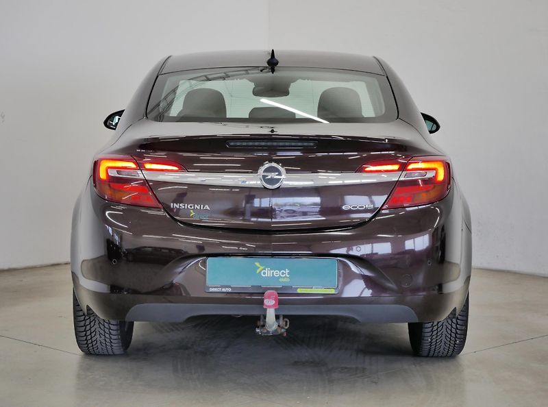 Opel Insignia - fotka 6 z 24