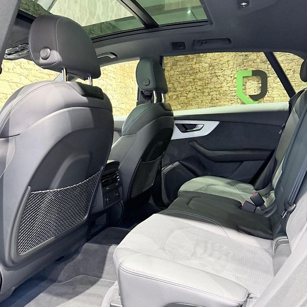 Audi Q8 (2023) Vzduch, Metrix, panorama - fotka 17 z 27