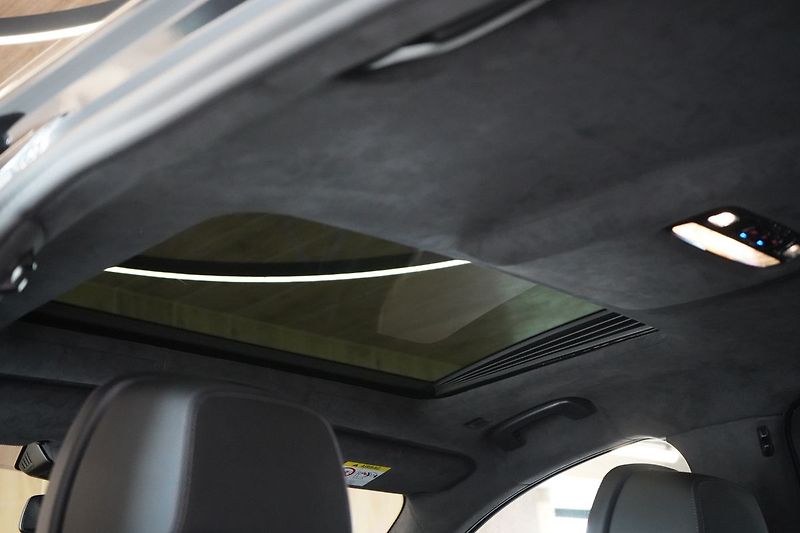 BMW Řada 7 740d xDrive, Nezávislé,HUD,PPF - fotka 44 z 47