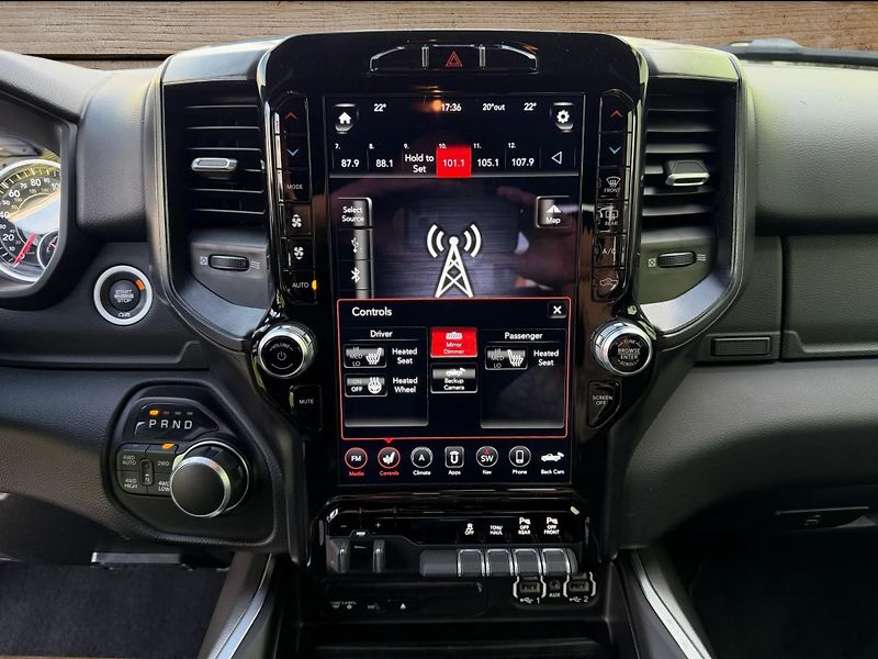 Dodge RAM (2019) +HEMI+ROUGH COUNTRY+ - fotka 19 z 22