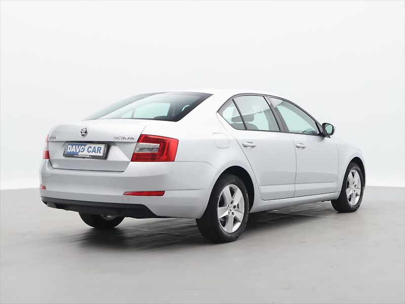 Škoda Octavia 1,6 TDI 81kW Ambition CZ - fotka 5 z 23
