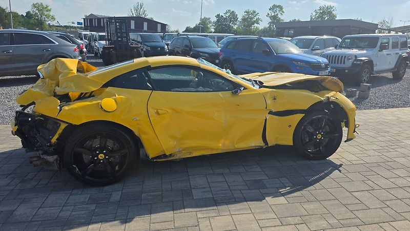 Ferrari Portofino - fotka 7 z 34