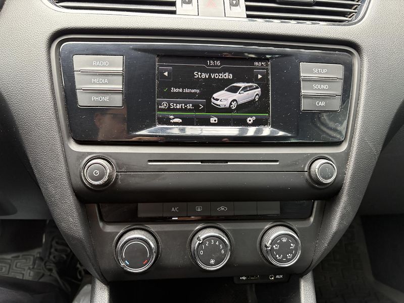 Škoda Octavia Combi 1.6 TDI ACTIVE Plus  81 - fotka 14 z 25