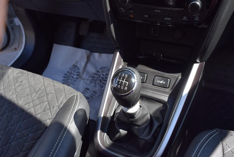 Suzuki Vitara (2019) 1.4 103kw BOOSTER JET ALL GRIP - fotka 39 z 50