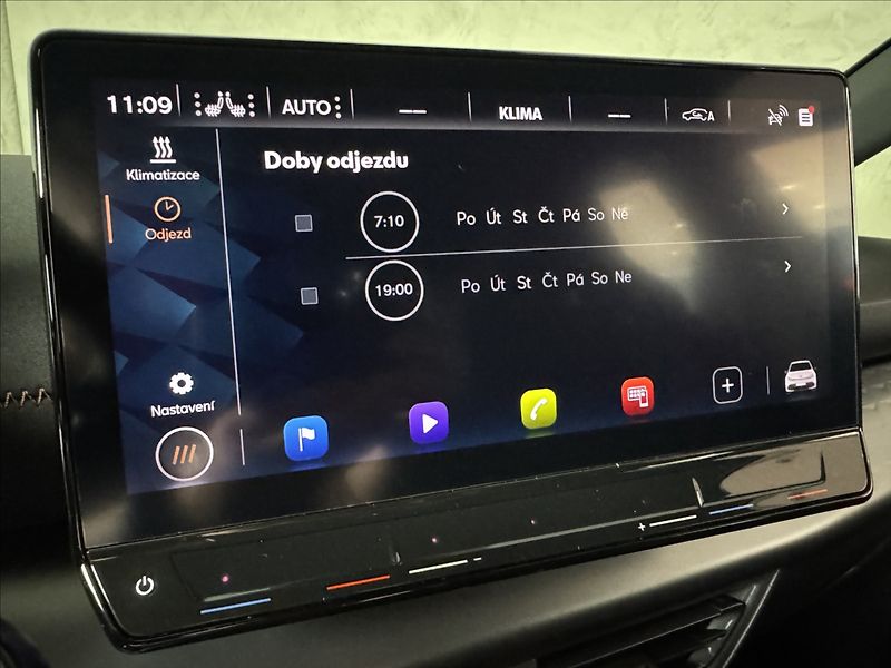 Cupra Born 150kW LED Tepelko Kamera - fotka 42 z 48