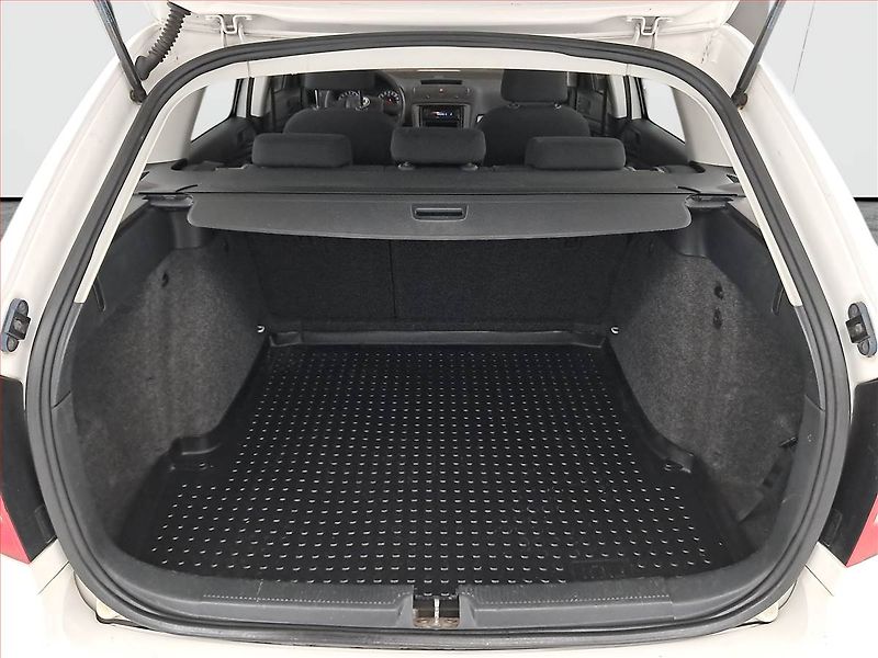 Škoda Octavia (2012) 1.6 TDI, po STK, jezdí skvěle - fotka 13 z 14