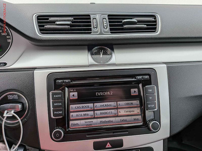 Volkswagen Passat CC (2011) 2.0 TSi, ČR, DSG, park - fotka 12 z 16