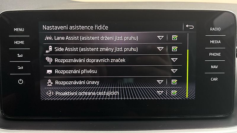 Škoda Scala 1.5 TSI DSG Style - fotka 30 z 34