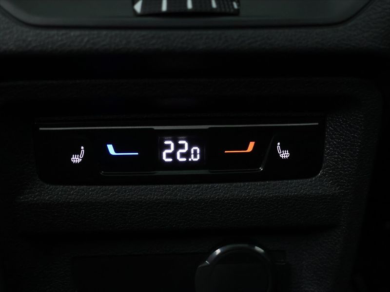 Volkswagen Tiguan Allspace 2,0 TSI 140kW DSG 4M Kůže DPH - fotka 30 z 38