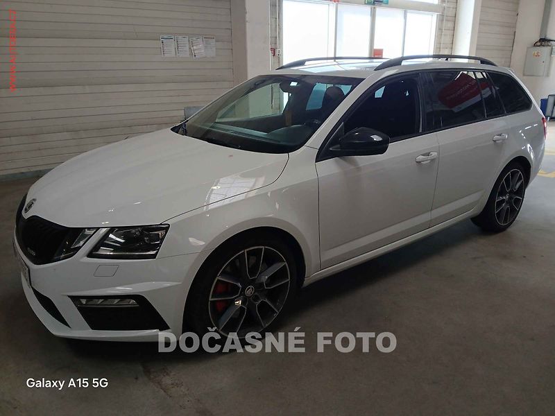 Škoda Octavia (2019) 2.0., navi, LED, autoAC - fotka 1 z 3