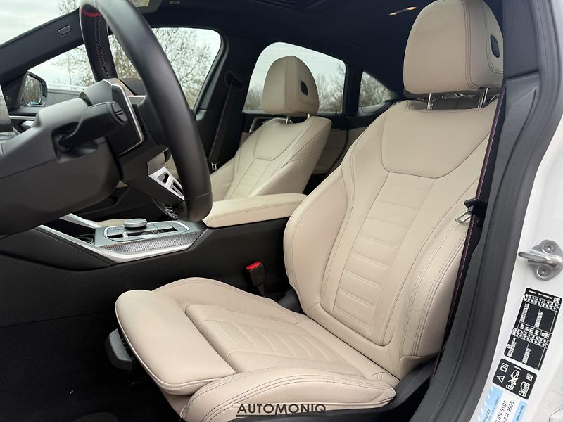 BMW Řada 4 (2024) M440i xDrive M Sport, Pano,HK - fotka 3 z 29