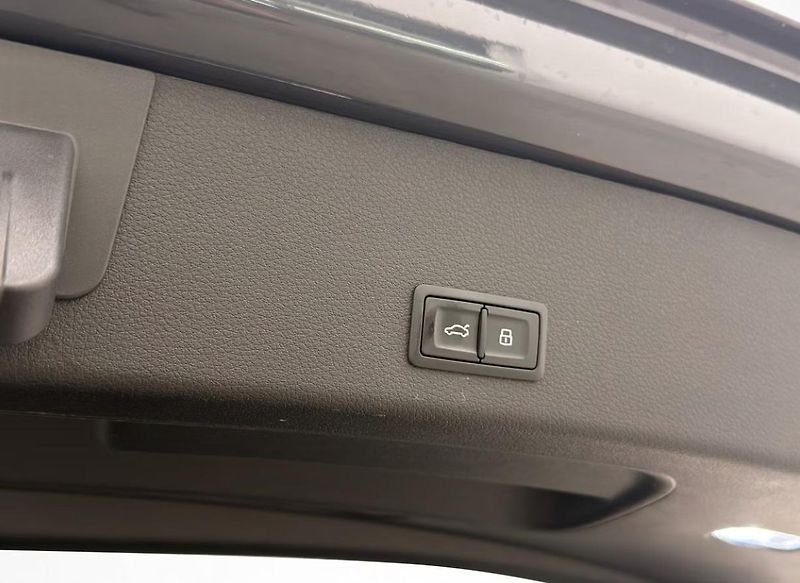 Audi Q8 e-tron 55 Quattro Kamera Tažné - fotka 24 z 36
