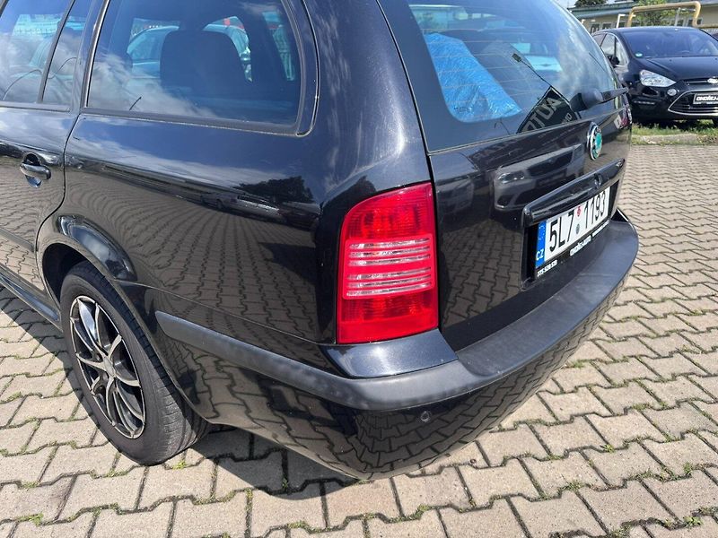 Škoda Octavia (2006) 1,6 MPI 75 KW GO MOTORU - fotka 13 z 47