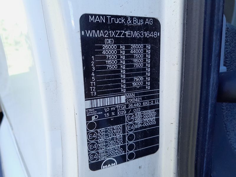 MAN TGX 26.440 6x2 EEV Retarder - fotka 31 z 39
