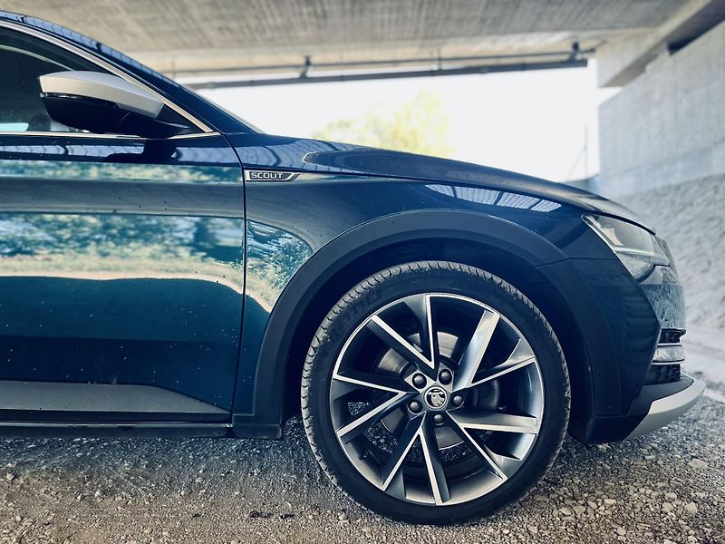 Škoda Superb (2020) 2.0 TDi Scout 4x4 DSG ČR  - fotka 15 z 16