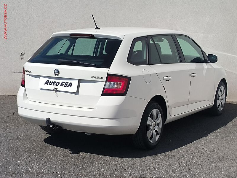 Škoda Fabia (2016) 1.4TDi, ČR, AC, temp, TZ - fotka 4 z 17