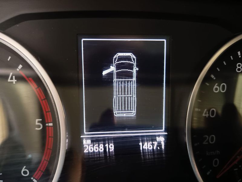 Volkswagen Crafter (2019) Perfektní stav - fotka 15 z 19