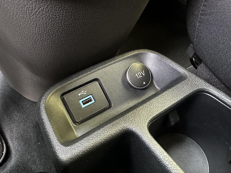 Ford Transit Connect (2019) AUTOMAT*7.Míst*1.5/74kW*1.Maj  - fotka 21 z 47
