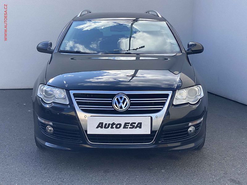 Volkswagen Passat (2009) 2.0TDi, 2.maj, Bixenon, AC - fotka 2 z 19