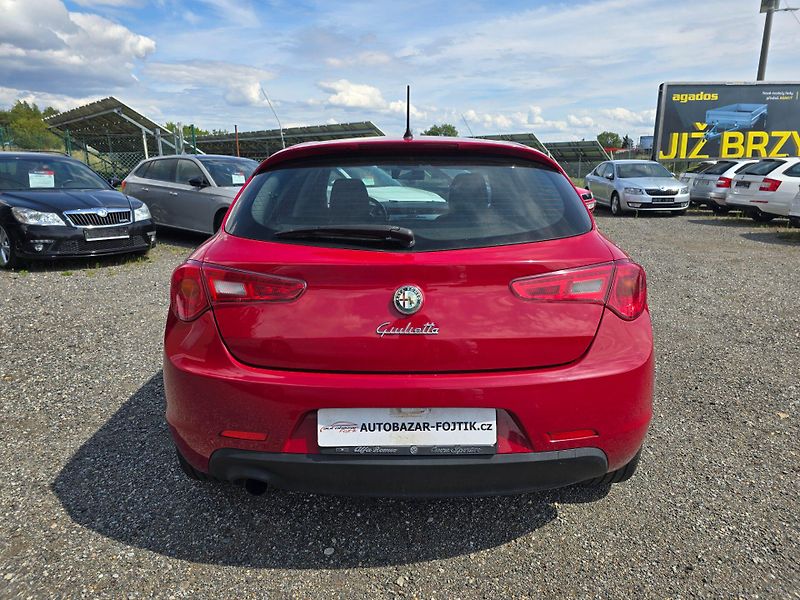 Alfa Romeo Giulietta (2011) 1.4T Exclusive - fotka 6 z 22