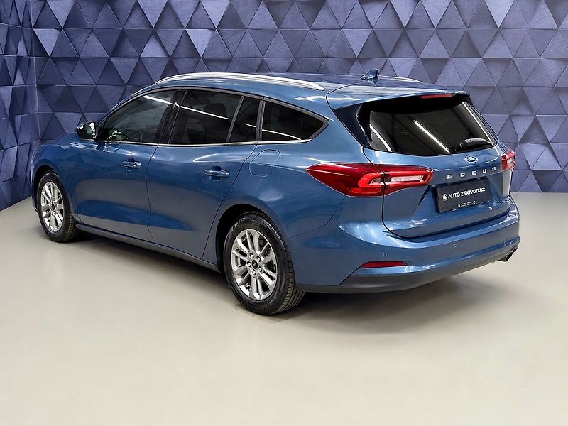 Ford Focus 1.0 ECOBOOST  A/T TITANIUM - fotka 5 z 21
