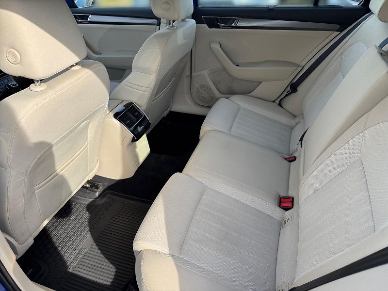 Škoda Superb (2021) STYLE 1.5TSI 110kW CZ DPH - fotka 8 z 11