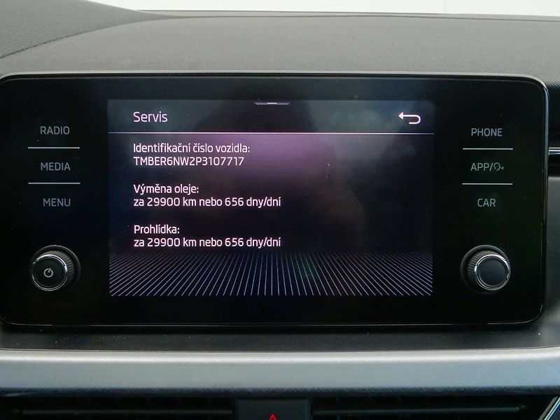 Škoda Scala (2023) 1,0TSi /81kW Tour - fotka 24 z 29