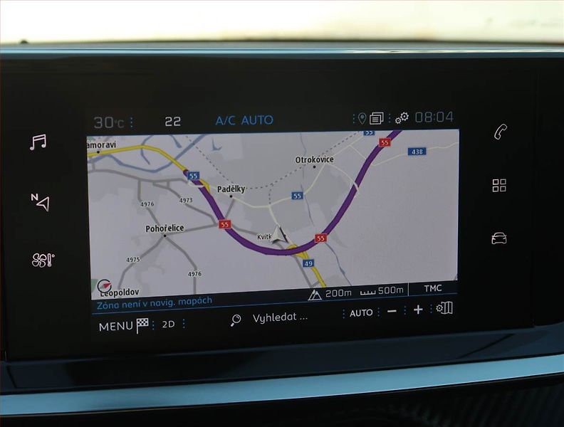 Peugeot 2008 (2023) 1.2 PureTech, Automat, ČR - fotka 19 z 22
