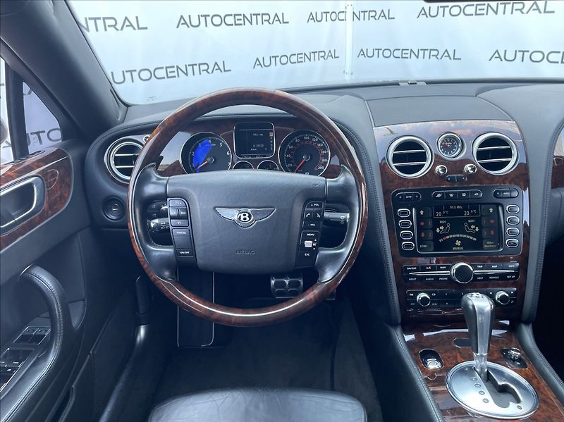Bentley Continental Flying Spur 6,0 L,412kW,W12,DOHC 48V,Twin- - fotka 16 z 30