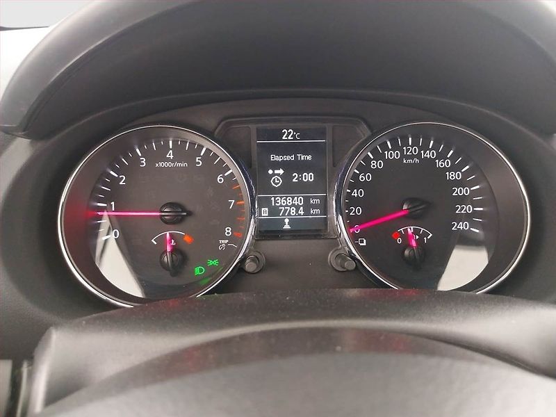 Nissan Qashqai (2012) 1.6, Serv.kniha, Navi - fotka 11 z 21
