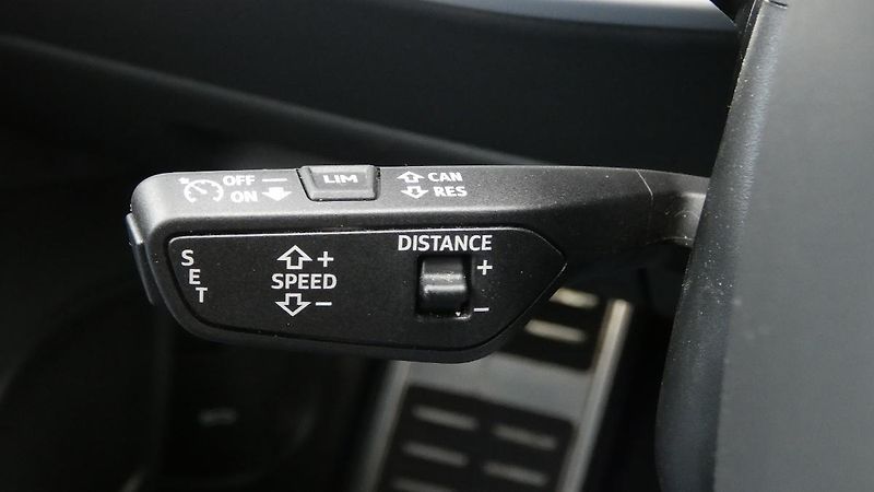 Audi Q7 50 TDI quattro Tiptronic S lin - fotka 11 z 26