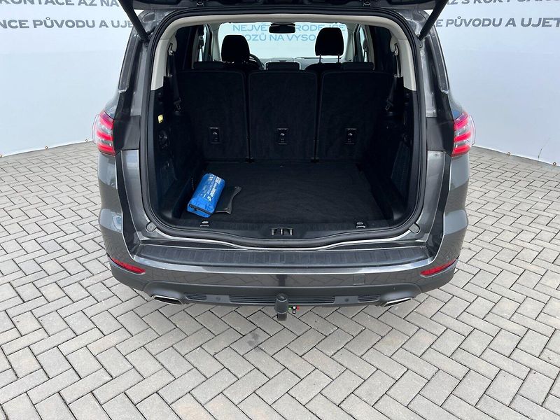 Ford S-MAX (2016) 2.0 TDCi 132kW Titanium manuál - fotka 10 z 34