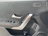 Mercedes-Benz Třídy A A 250e AMG - náhled 21