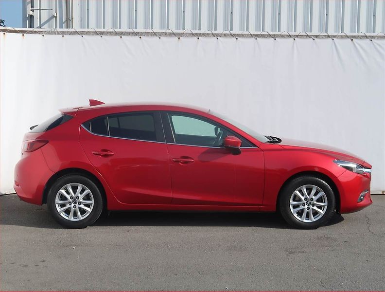 Mazda 3 (2017) 2.0 Skyactiv-G, Serv.kniha - fotka 6 z 20