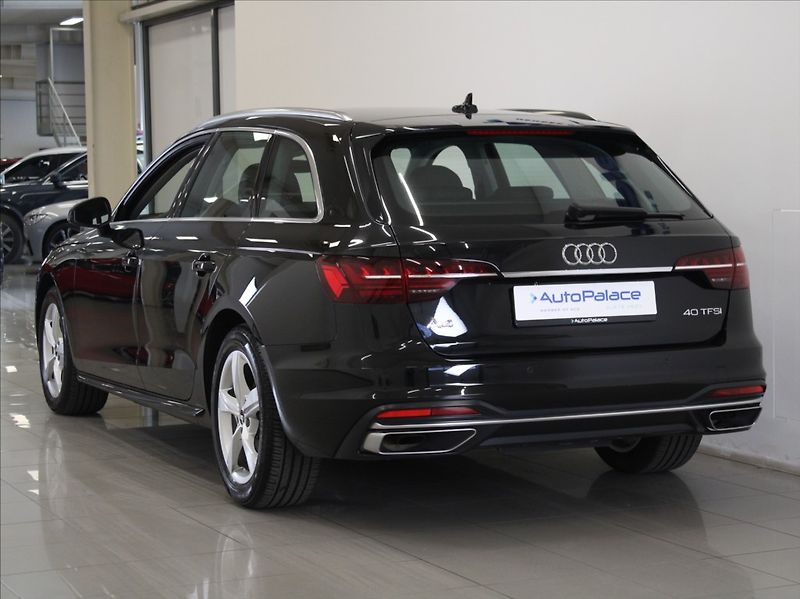 Audi A4 2,0 TFSi 150kW Avant ACC LED - fotka 3 z 28